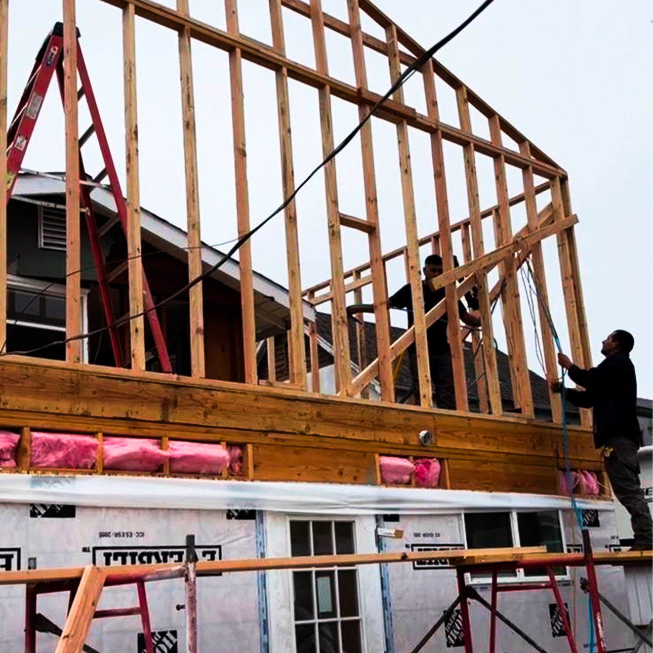 Expansive Home Image 3